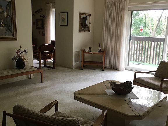 4th image of 120 Lakeview Dr APT 315