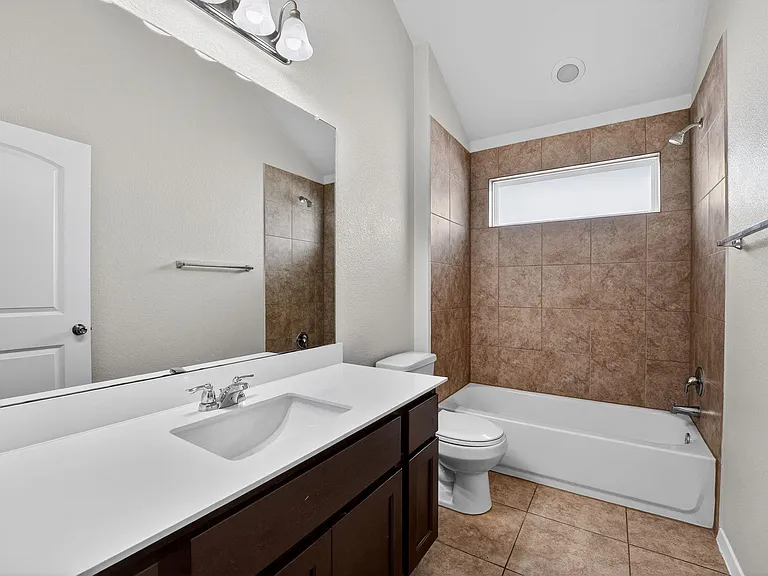 5865 Urbano Bnd — Photo 23
