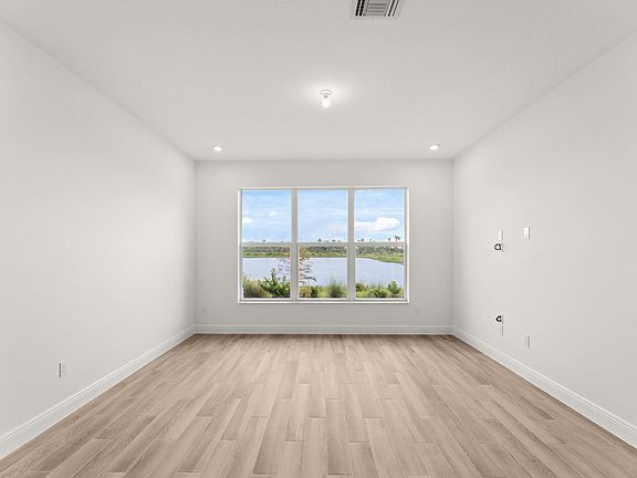 5th image of 3576 NW Solange Court