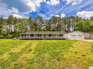 146 Anderton Ln, Owens cross roads, AL 35763