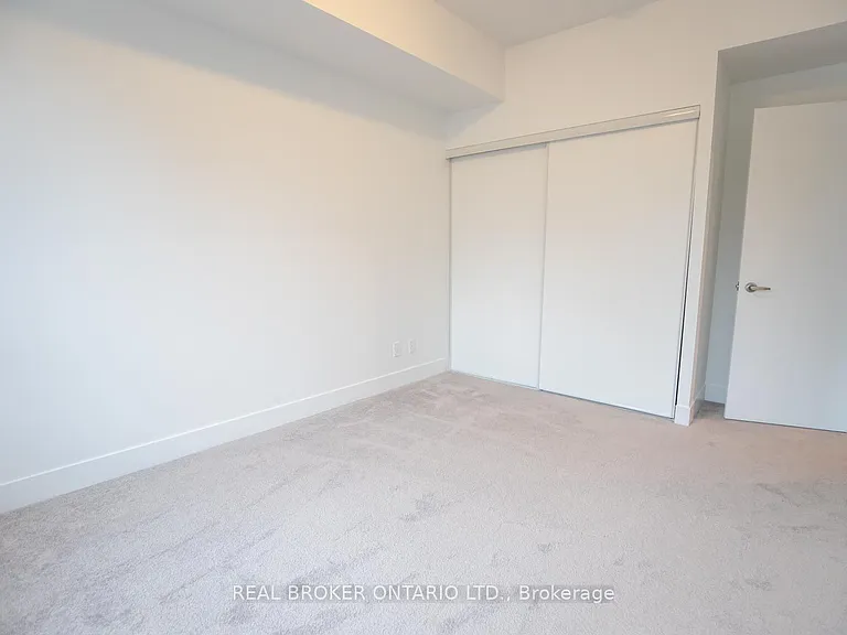7 Kenaston Gdns #123 — Photo 11
