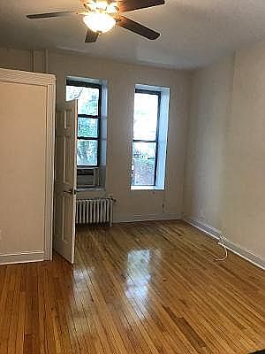 4th image of 57 W 90th St APT 6R