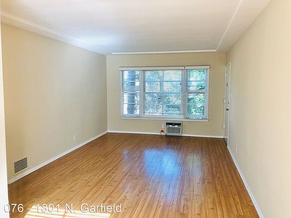 4th image of 1801 N Garfield Pl APT 21