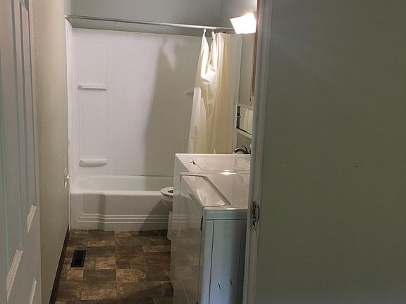 4th image of 2312 Yellowstone Ave #2312