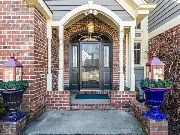 Very welcoming entrance to the home.