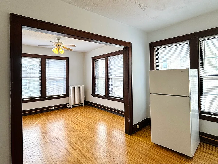 Stevens Square Apartments — Photo 100