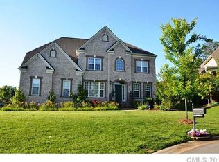 656 Buckleigh Ct NW, Concord, NC 28027