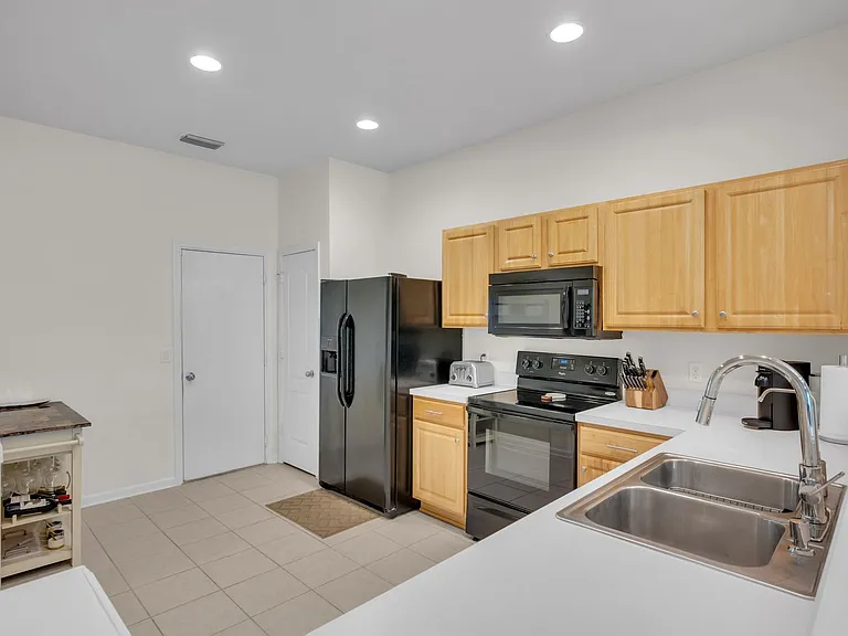 26544 Chimney Spire Ln — Photo 6