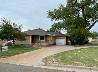 616 S Quincy St, Saint Francis, KS 67756