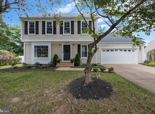 7832 Fordson Rd, Alexandria, VA 22306