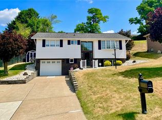 1624 Barry Dr, Irwin, PA 15642