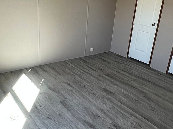 5th image of 154 Evergreen Dr #51