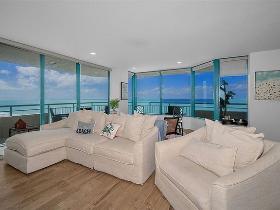 3rd image of 1520 Gulf Blvd APT 1201