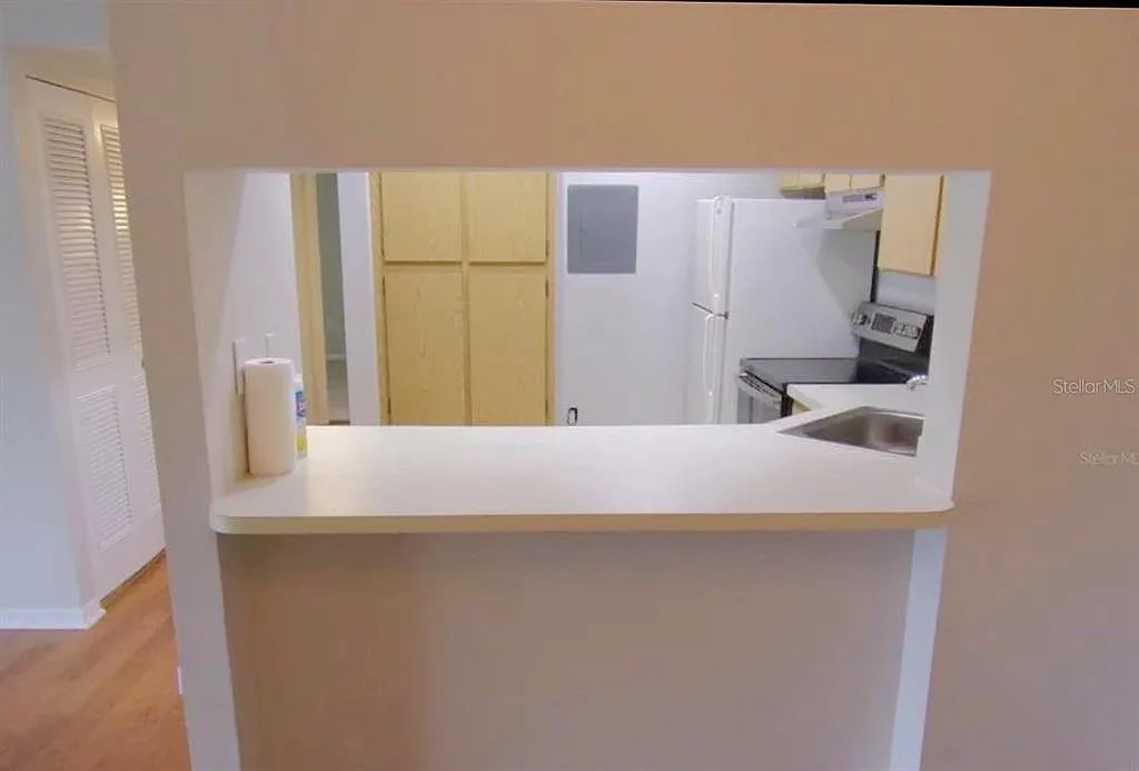 2 bed, 2.0 bath, 1040 sqft, $1,400 — Photo 3