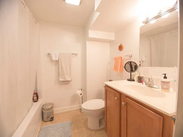 817 Cabell Ave #B — Photo 6