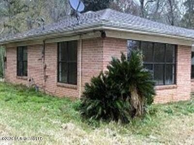 2nd image of 81 Henry Cox Rd