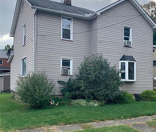 2nd image of 26 Franklin St