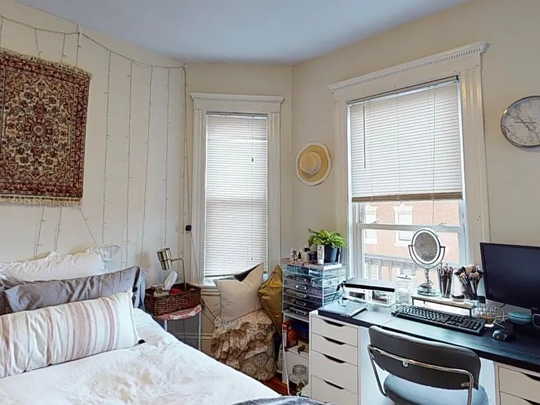 2 Sawyer Ave #3 — Photo 2