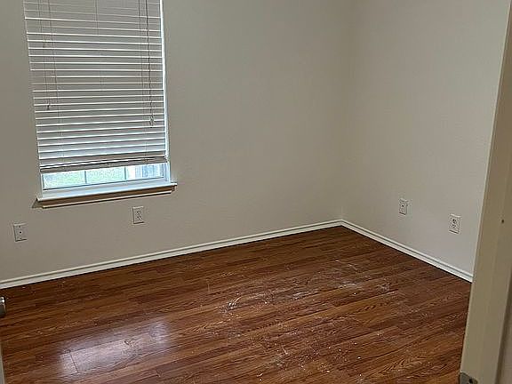 2nd image of 13608 Richard Nixon St