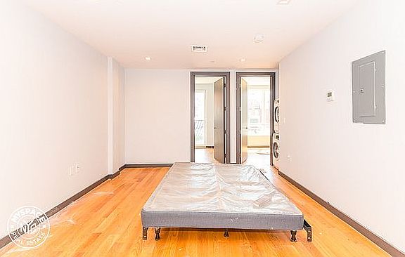 3rd image of 258 Metropolitan Ave #5F