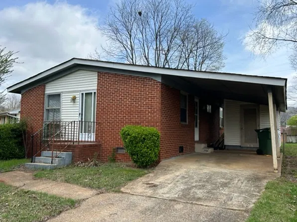 613 Royal Oak Dr NW, Huntsville, AL 35811