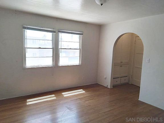 3rd image of 108-12 Nutmeg St #112