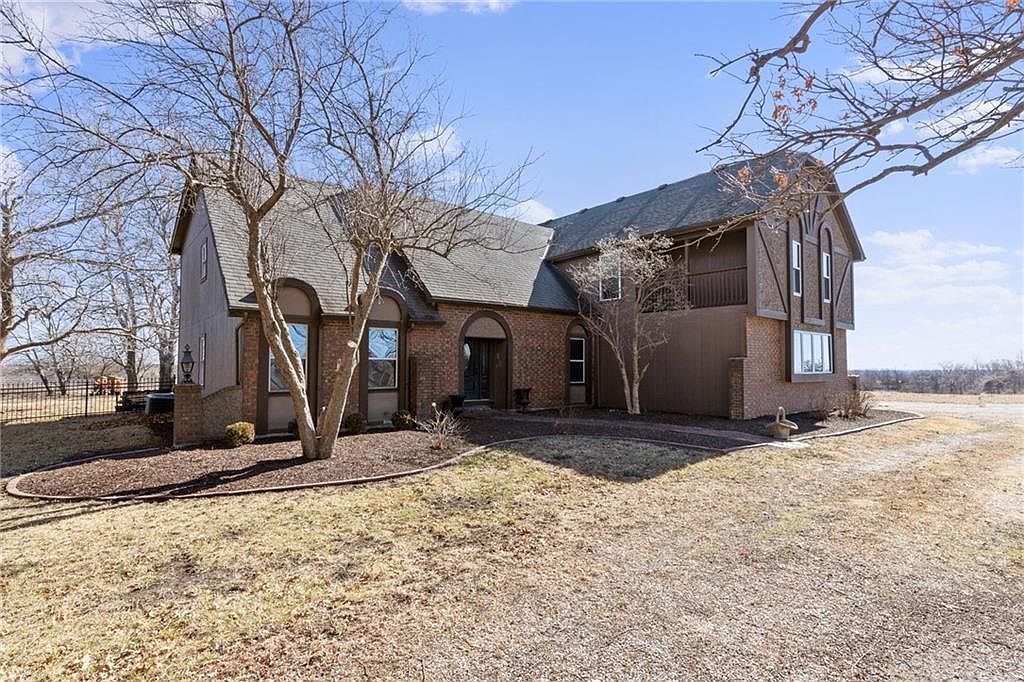 31721 Switzer Rd, Louisburg, KS 66053 Zillow