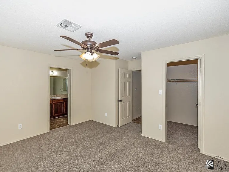 7120 E 36th Pl — Photo 15