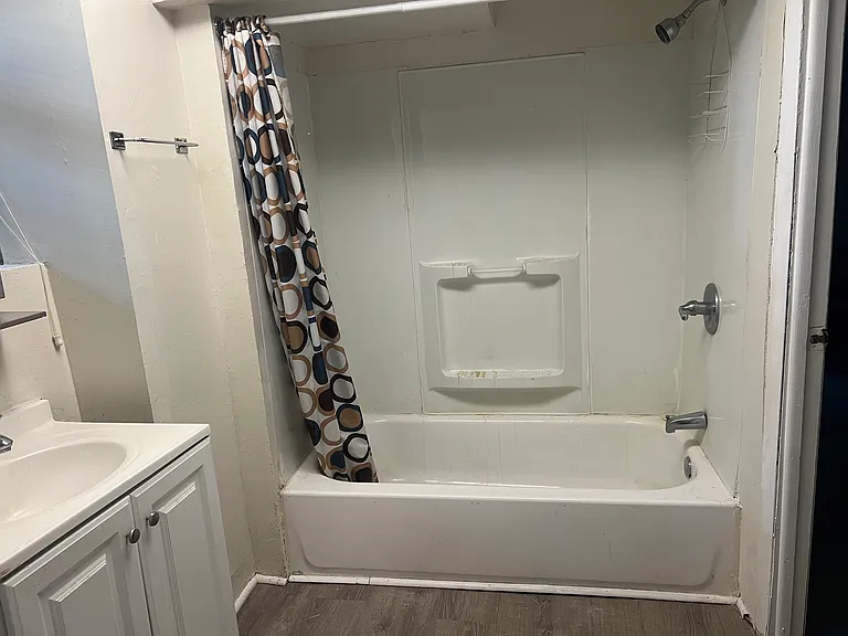 250 Browning Ln #1A — Photo 8