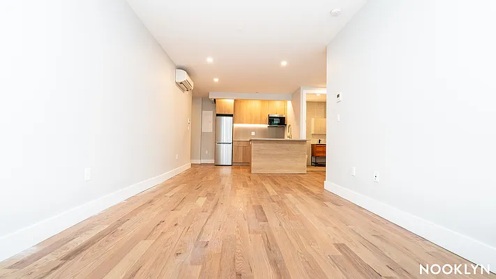Rented by Nooklyn NYC LLC | media 73