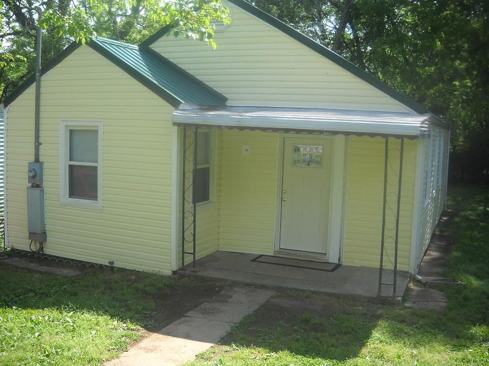 1st image of 1705 Crestview St