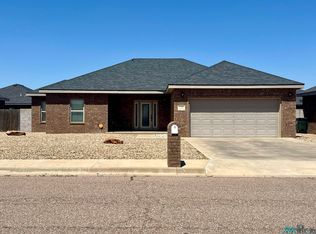 116 Almond Tree Ln, Clovis, NM 88101