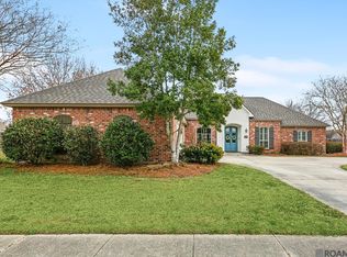 8304 Oakley Dr, Zachary, LA 70791