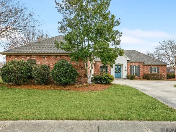 8304 Oakley Dr, Zachary, LA 70791
