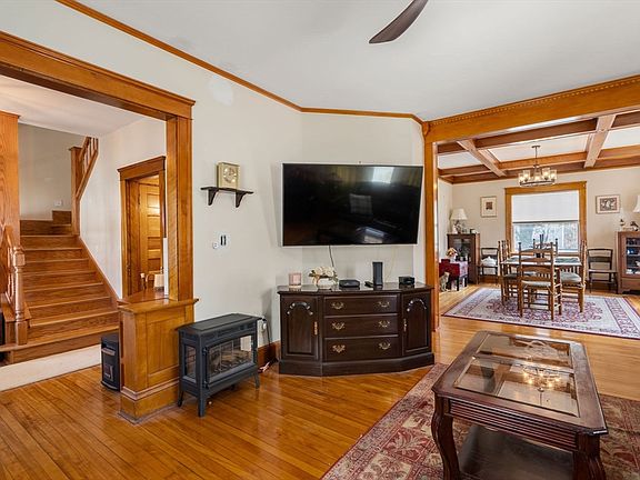 5th image of this home