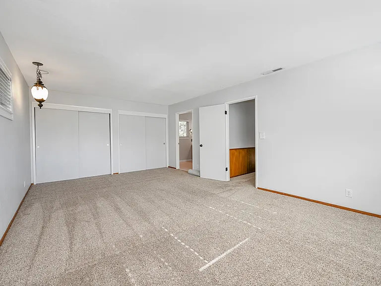 4871 Beacon Hill Dr — Photo 26
