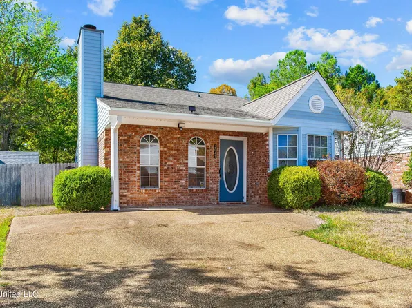 2047 Fox Hill Ln, Byram, MS 39272