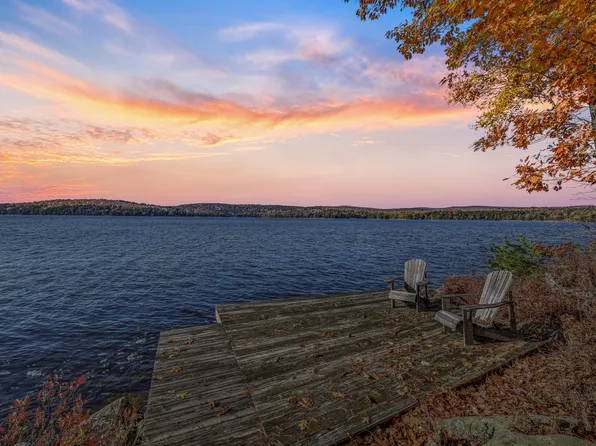 184 Hathaway Lane, Rome, ME 04963