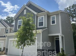 143 Red Robin Rd, Durham, NC 27703