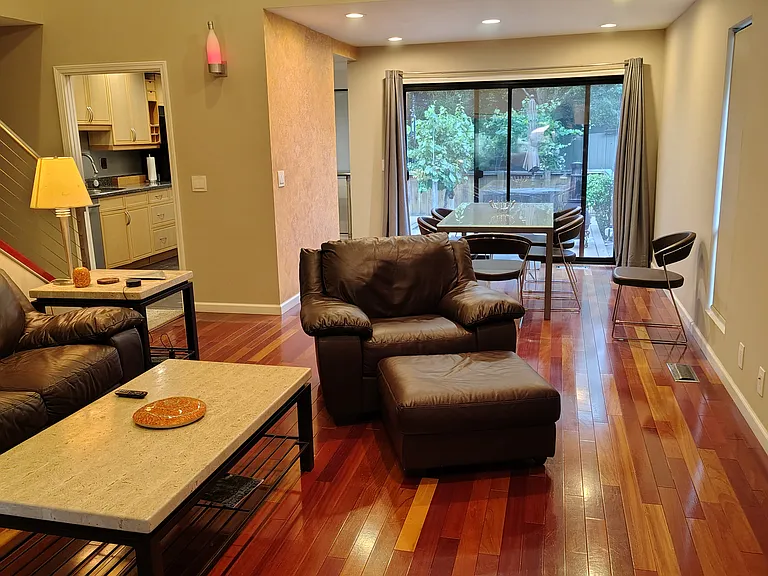 Windstone Dr — Photo 6