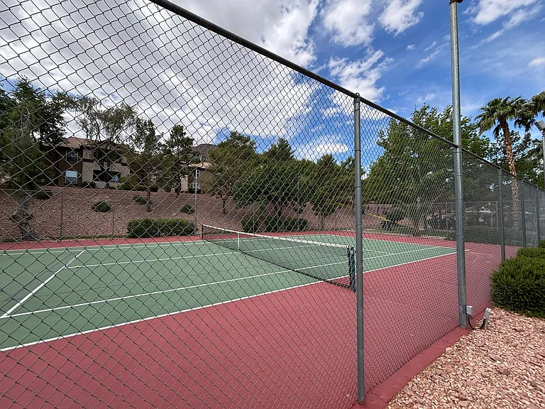 231 W Horizon Ridge Pkwy #124 — Photo 26