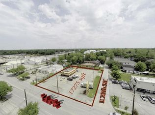 2702 Yale St, Houston, TX 77008