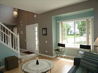 3rd image of 412 Knoll Crest Dr