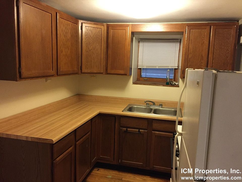 1st image of 3350 N Kenmore Ave #G