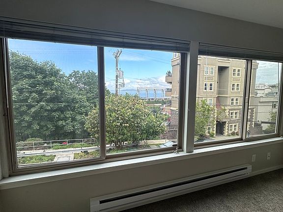 5th image of 500 W Mercer St APT 202