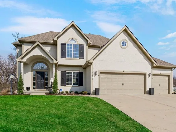14630 NW 63rd St, Parkville, MO 64152