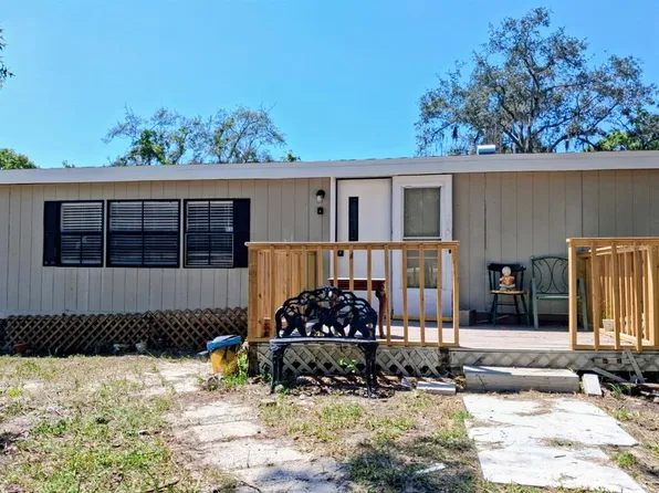 15215 Vine St, Hudson, FL 34667