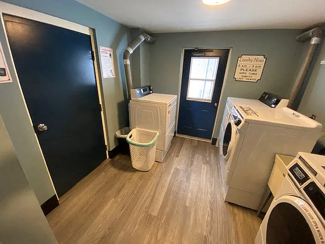 Lincoln Square Apartments — Photo 30