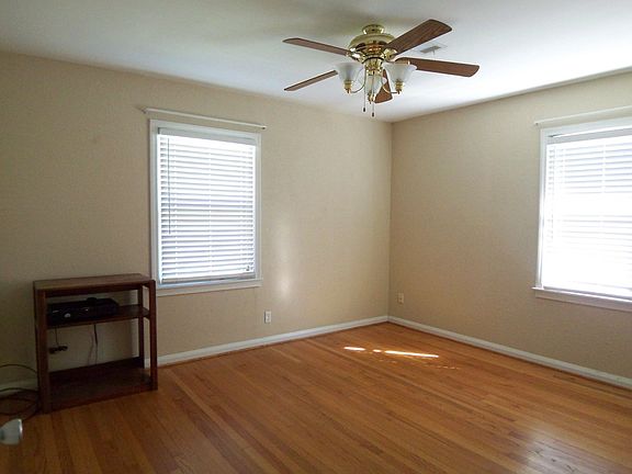 4th image of 4541 Lawndale Ave