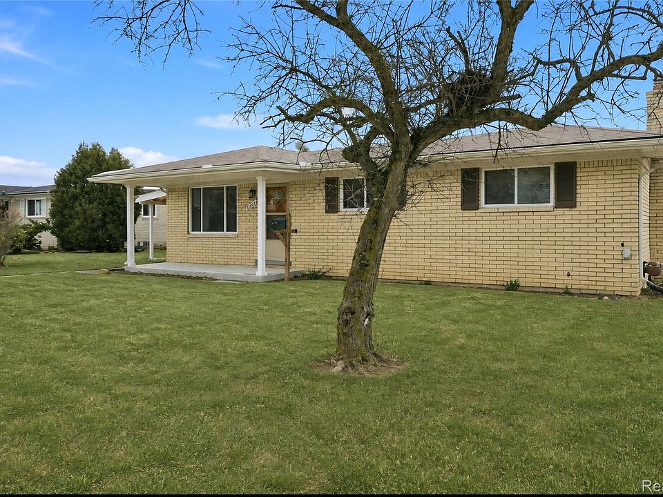 2938 Fox Hill Dr, Sterling Heights, MI 48310 | MLS #20261031408